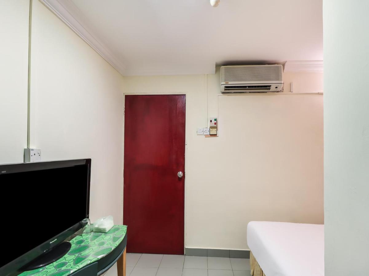 Oyo 89584 Hotel Sahara Kuala Kubu Bharu Exterior photo